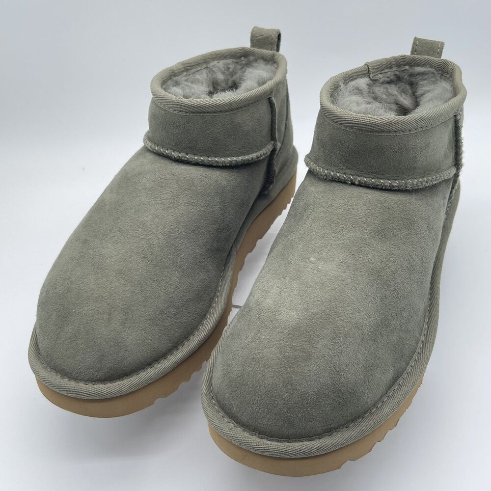 UGG Classic Ultra Mini Boots | 1116109 | Women's US 7 | NEW